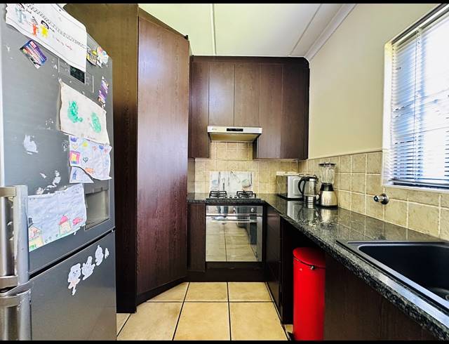3 BEDROOM HOUSE FOR SALE IN ALBERTSDAL